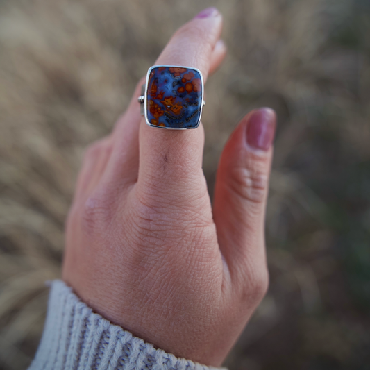 Wingate Plume Agate Ring | Size 8